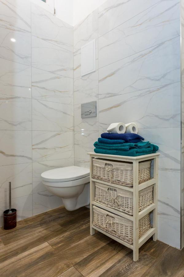 Centrum Red Apartament Daire Wałbrzych Dış mekan fotoğraf
